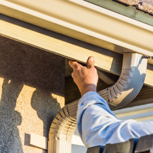 Expert Gutter Installation and Services in Taylor, TX